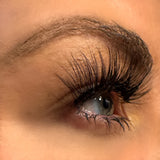 Ariana - Soft, Fluffy, Medium Cat-Eye Lashes