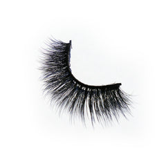 Jade - Cat-Eye Medium Density Lashes