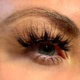 Valentina - Fluffy, Wispy Cat-Eye Lashes