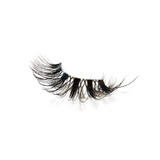 Celeste – Wispy, Natural Cat-Eye Lash with Invisible Band